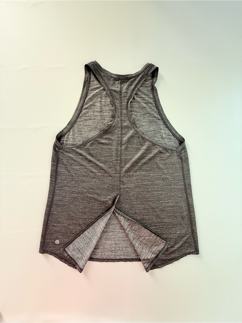Lululemon Heathered Black Hot Like Agni Singlet Razorback Tank Top No Size 6 8?